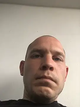 Spielzeugtwink online show from 05/31/26, 02:57