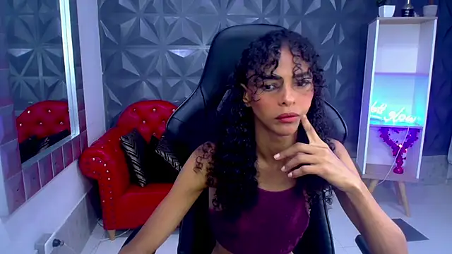 becky lynch 102 online show from 01/09/26, 12:41