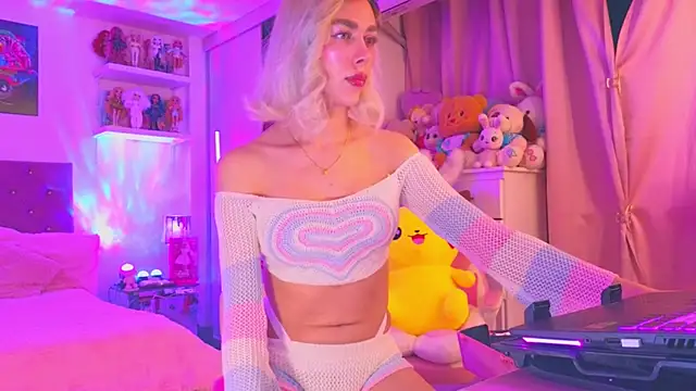 MadamBarbiee online show from 12/15/25, 01:10