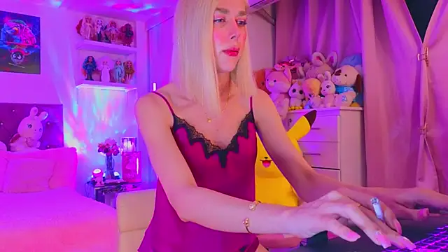 MadamBarbiee online show from 03/03/26, 12:28