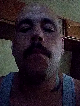 Snapshot of BigriskDaddy92 chatting on 11/19/25, 07:03 BigriskDaddy92 online show from 11/19/25, 07:03