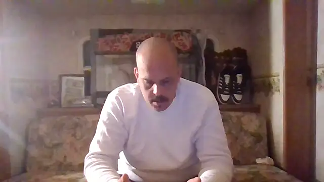 BigriskDaddy92 online show from 02/13/26, 01:51