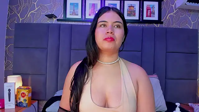 monserrat cutte online show from 12/14/25, 04:12