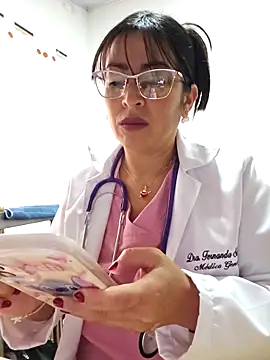 JustSamantha  online show from 11/26/25, 12:06