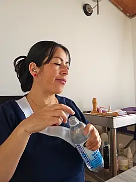 JustSamantha  online show from 12/05/25, 01:09