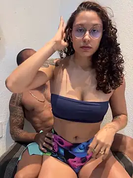 Snapshot of CasalBris4 chatting on 01/08/26, 12:35 CasalBris4 online show from 01/08/26, 12:35