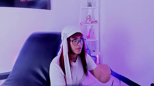 Taylor  Watson online show from 02/06/26, 07:06