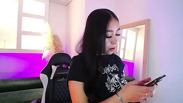 vallolett online show from 04/17/26, 10:35