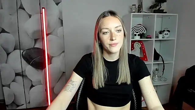 EvelynBlond online show from 01/08/26, 01:35