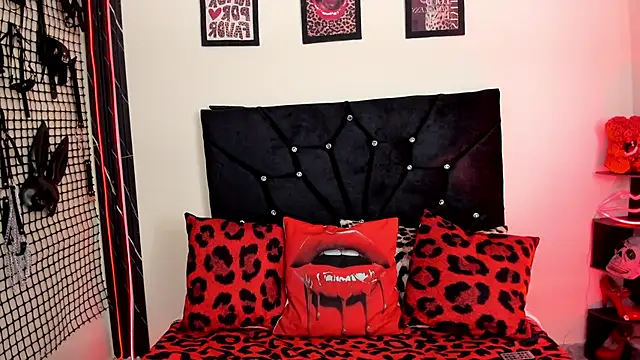 Snapshot of Harmony_Sky1 chatting on 03/24/26, 01:38 Harmony Sky1 online show from 03/24/26, 01:38