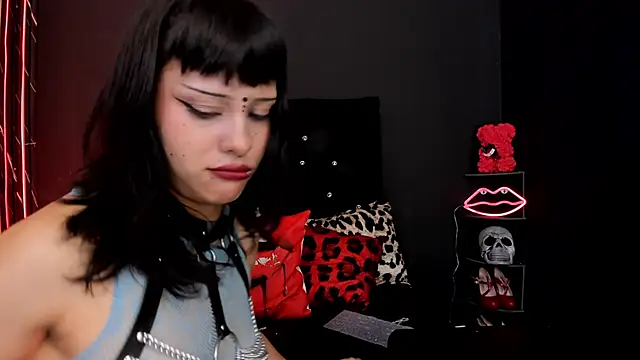 Snapshot of Harmony_Sky1 chatting on 04/16/26, 01:34 Harmony Sky1 online show from 04/16/26, 01:34