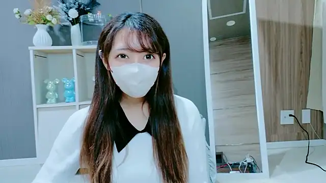 Nami-jpn online show from 12/05/25, 09:51