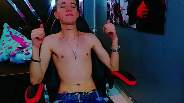 ErosWildBoy online show from 12/04/25, 09:12