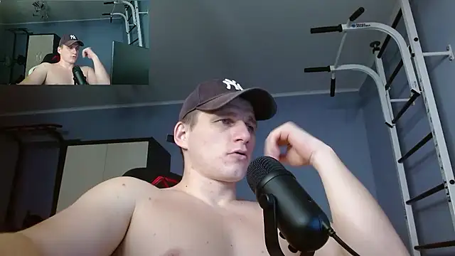 Poliglotjoe1 online show from 01/12/26, 01:44