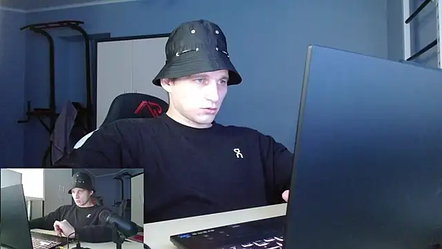 Poliglotjoe1 online show from 02/06/26, 11:46