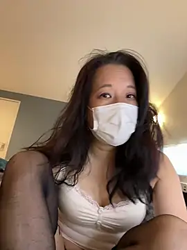 nana na425 online show from 04/17/26, 12:24