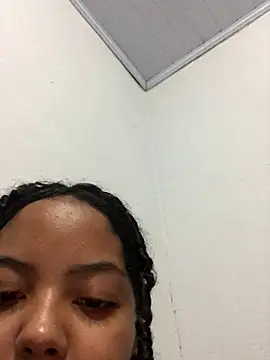 Snapshot of aninhanifeta2 chatting on 11/25/25, 05:51 aninhanifeta2 online show from 11/25/25, 05:51