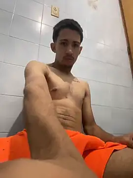 charlie bass online show from 12/18/25, 04:24