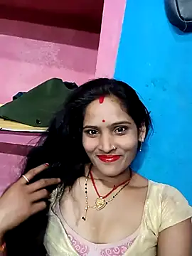 Snapshot of Rt_kinjal chatting on 04/22/26, 04:30 Rt kinjal online show from 04/22/26, 04:30