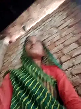 Snapshot of Xxx_suhana chatting on 11/20/25, 10:37 Xxx suhana online show from 11/20/25, 10:37