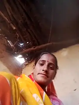 Snapshot of Xxx_suhana chatting on 04/19/26, 02:44 Xxx suhana online show from 04/19/26, 02:44