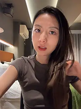 Snapshot of Jinmi125216 chatting on 03/26/26, 06:24 Jinmi125216 online show from 03/26/26, 06:24