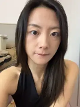 Snapshot of Jinmi125216 chatting on 04/12/26, 10:31 Jinmi125216 online show from 04/12/26, 10:31