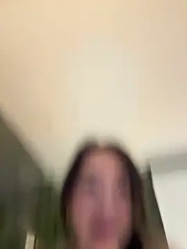 Snapshot of Jinmi125216 chatting on 04/19/26, 08:24 Jinmi125216 online show from 04/19/26, 08:24