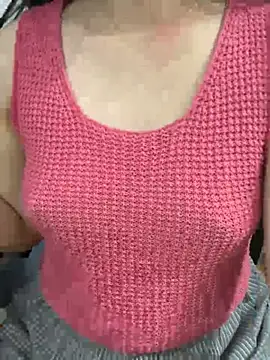 Snapshot of XndSeraphina chatting on 03/06/26, 01:29 XndSeraphina online show from 03/06/26, 01:29