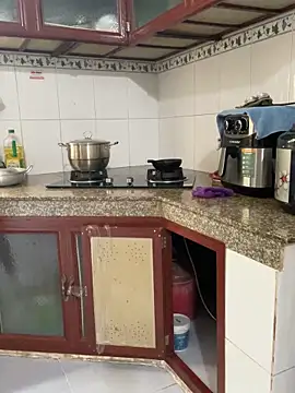 Snapshot of XndSeraphina chatting on 04/05/26, 02:42 XndSeraphina online show from 04/05/26, 02:42