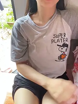 Snapshot of XndSeraphina chatting on 04/08/26, 06:24 XndSeraphina online show from 04/08/26, 06:24