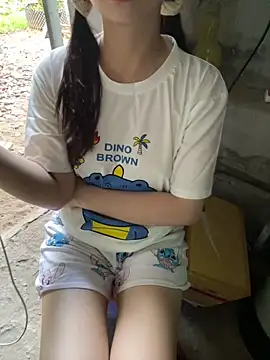 Snapshot of XndSeraphina chatting on 04/11/26, 09:57 XndSeraphina online show from 04/11/26, 09:57