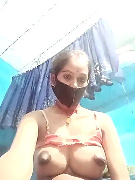 Snapshot of Nandani-758 chatting on 04/19/26, 09:50 Nandani-758 online show from 04/19/26, 09:50