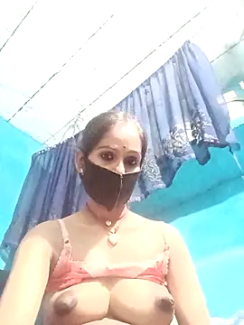 Snapshot of Nandani-758 chatting on 04/21/26, 03:07 Nandani-758 online show from 04/21/26, 03:07