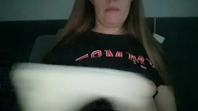 alisa kitcat online show from 12/15/25, 05:23