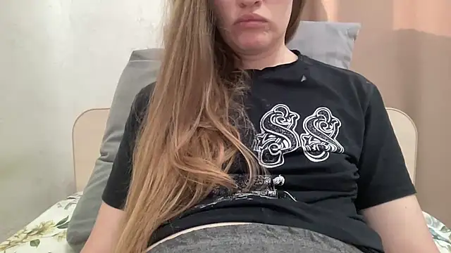 alisa kitcat online show from 03/06/26, 07:38