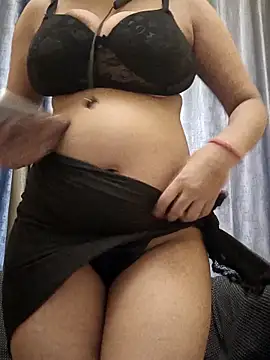 Snapshot of Smita_silk69 chatting on 04/05/26, 05:37 Smita silk69 online show from 04/05/26, 05:37