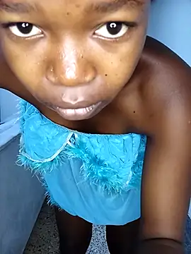 Snapshot of AngelaAbi chatting on 11/27/25, 07:21 AngelaAbi online show from 11/27/25, 07:21