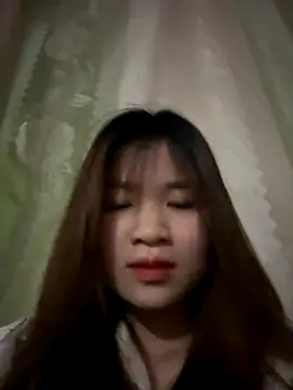 Snapshot of Spring-spring chatting on 11/23/25, 05:35 Spring-spring online show from 11/23/25, 05:35