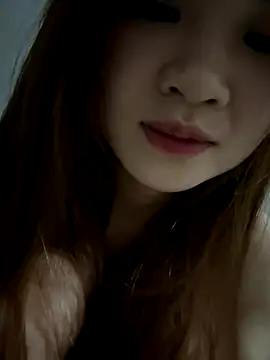 Snapshot of Spring-spring chatting on 12/05/25, 05:09 Spring-spring online show from 12/05/25, 05:09