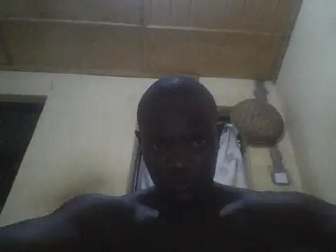 UsTwo  online show from 11/22/25, 07:13