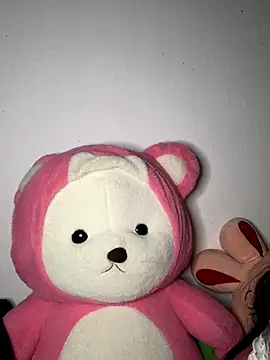 Kiee-lee online show from 12/02/25, 03:51