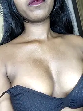 Simran 0011 online show from 03/02/26, 11:22