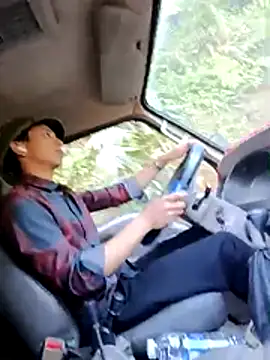 Snapshot of susie_min chatting on 11/25/25, 08:25 susie min online show from 11/25/25, 08:25