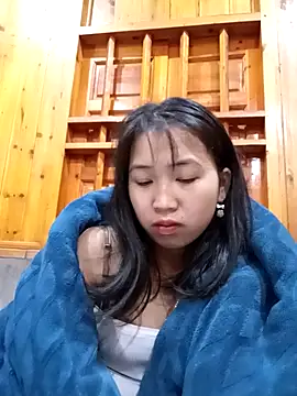 Snapshot of susie_min chatting on 12/01/25, 12:48 susie min online show from 12/01/25, 12:48