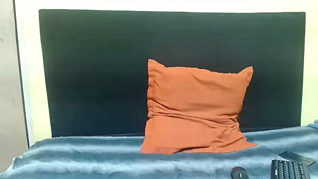 Snapshot of WildHornyTiger18 chatting on 03/03/26, 08:15 WildHornyTiger18 online show from 03/03/26, 08:15