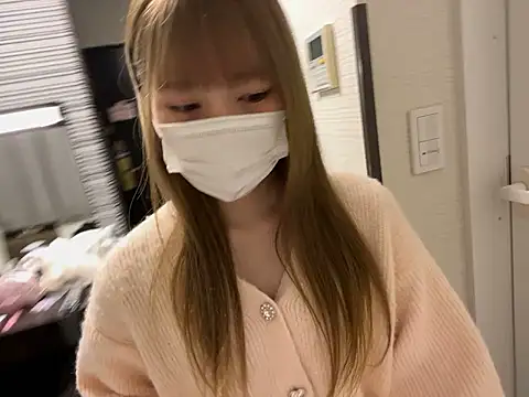 Snapshot of binyu_rua chatting on 12/03/25, 02:48 binyu rua online show from 12/03/25, 02:48