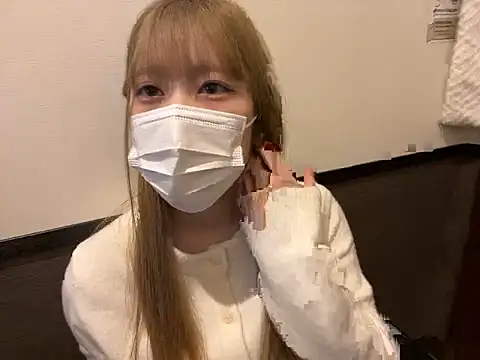 Snapshot of binyu_rua chatting on 12/15/25, 02:10 binyu rua online show from 12/15/25, 02:10