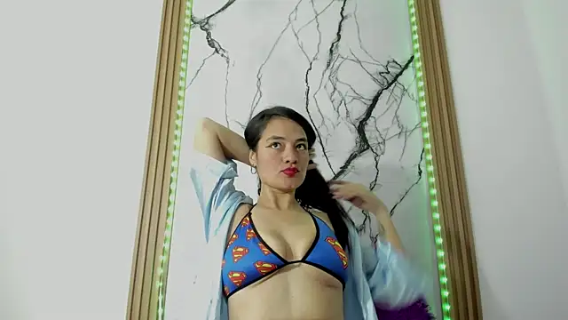 Snapshot of dulce_maria_hh chatting on 11/20/25, 09:14 dulce maria hh online show from 11/20/25, 09:14