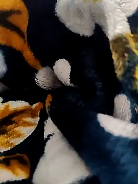 Snapshot of Hotboylumia_825321 chatting on 12/20/25, 01:18 Hotboylumia 825321 online show from 12/20/25, 01:18